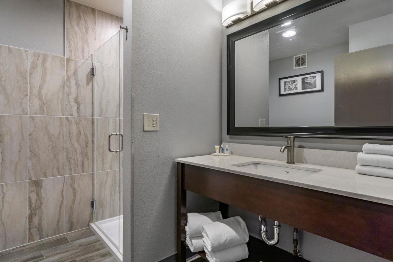 Comfort Inn Kent - Seattle Екстериор снимка