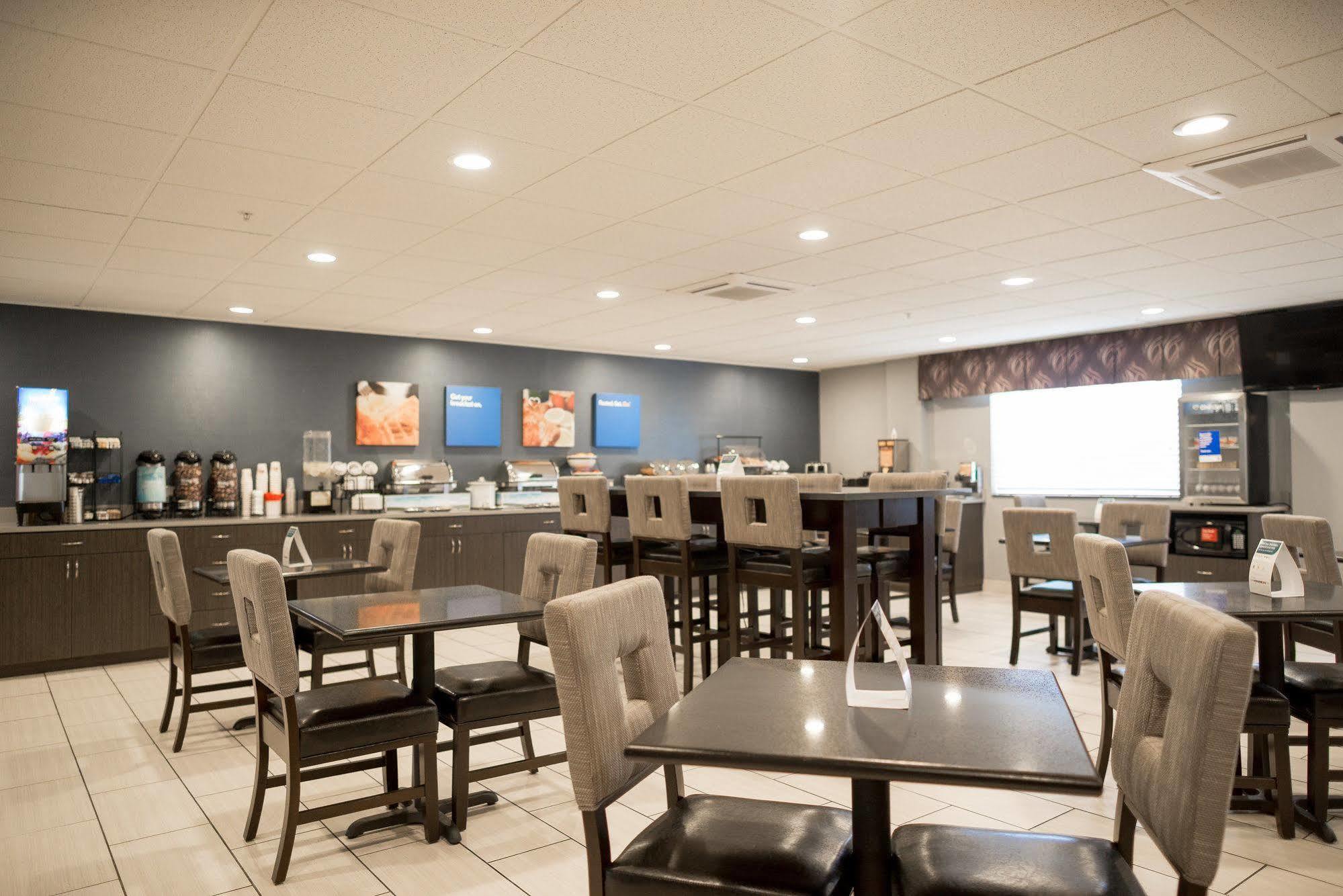 Comfort Inn Kent - Seattle Екстериор снимка